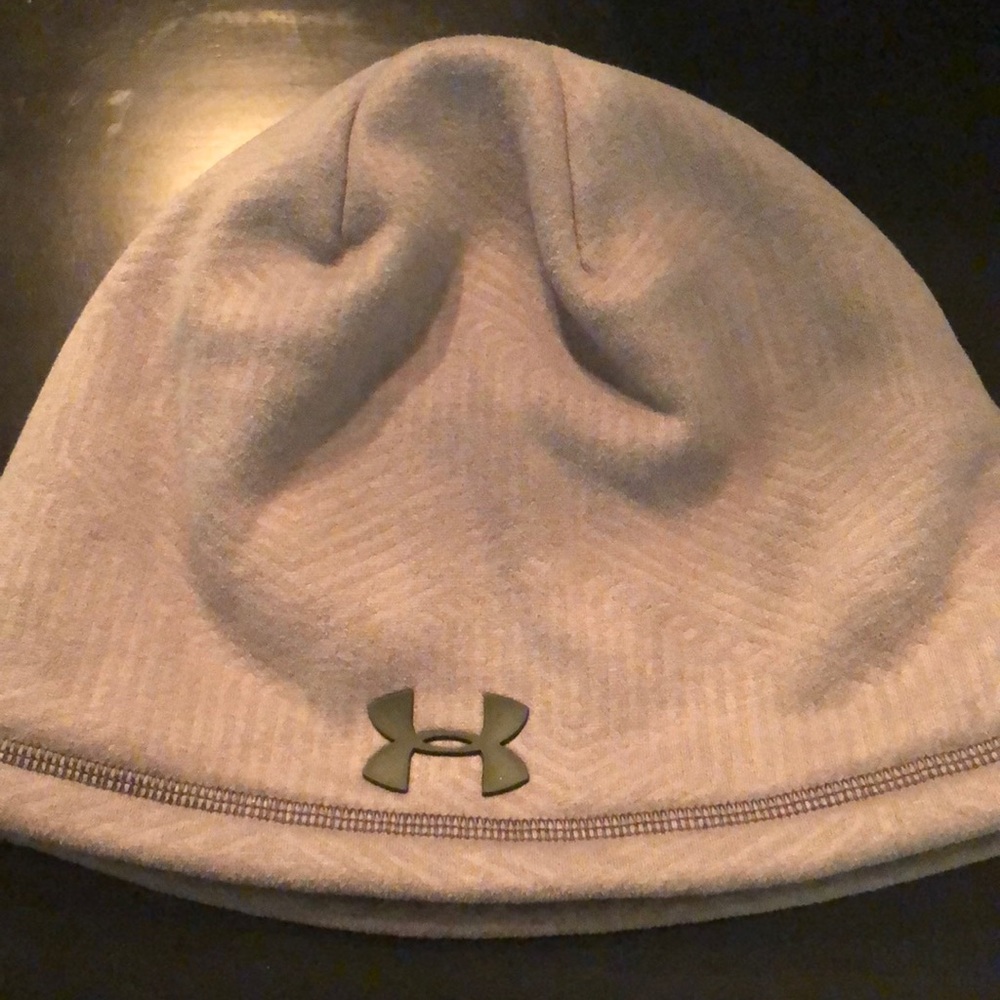 Under Armour storm beanie